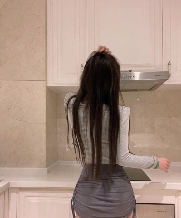 朋友介绍的这家私密会所真心靠谱，妹子都是年轻漂亮的嫩妹